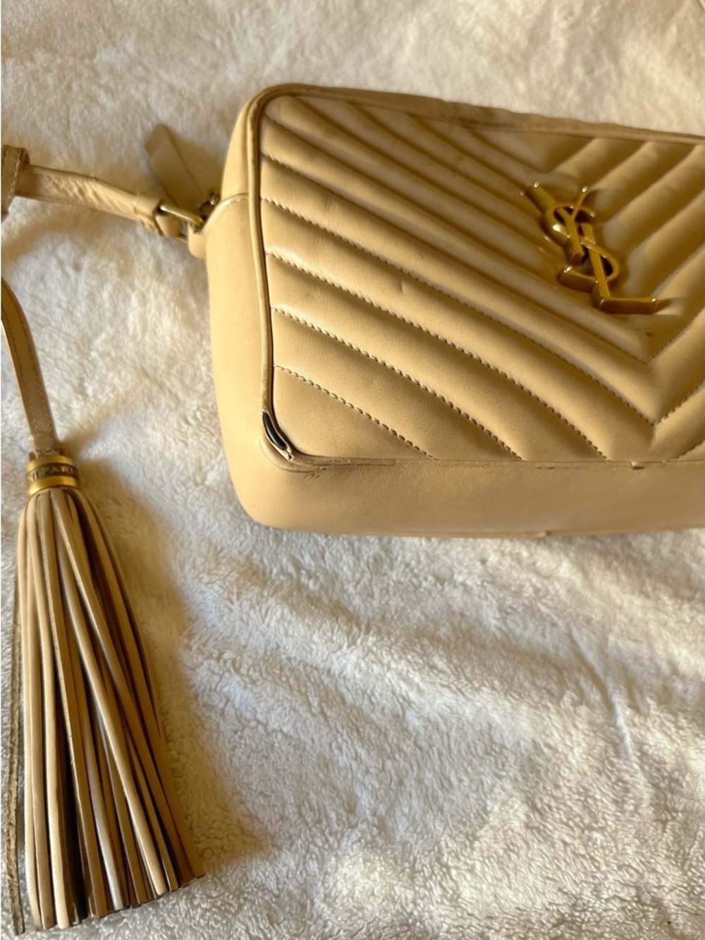 Saint Laurent Lou Camera Bag - Picture 3 of 8